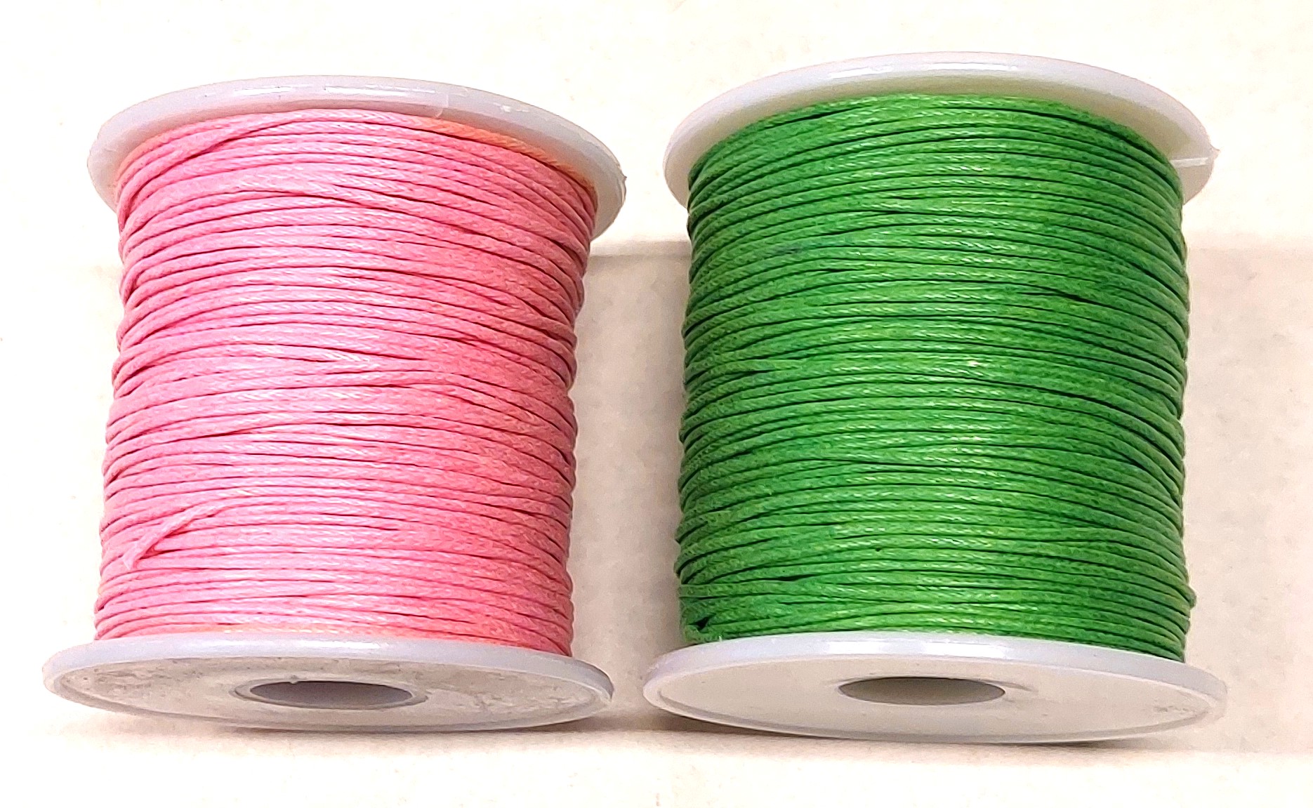 Voskovaná šňůra ø 1mm CÍVKA